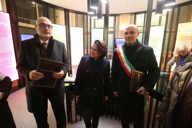 Il_Sindaco_Luca_Vecchi_e_il_Prefetto_Maria_Grazie_Forte