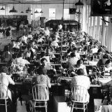 Fabbrica_Tessile_Donne