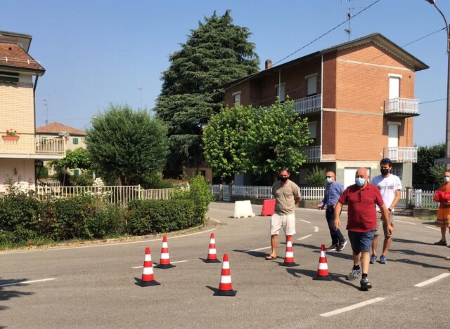 i cantonieri del comune in viale roma
