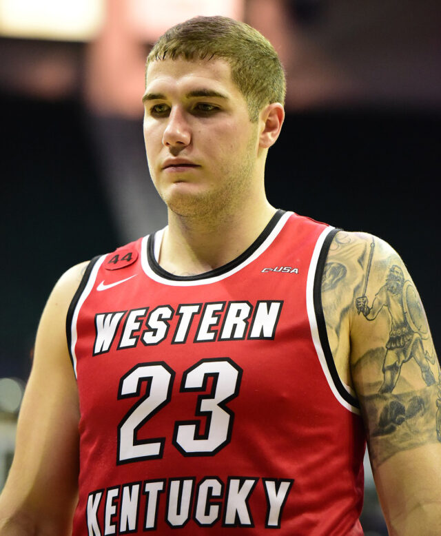 MBasketball-vs-WKU, 1/13, Chris Crews, DSC_0218