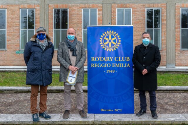 FOTO donazione Rotary Reggio Emilia