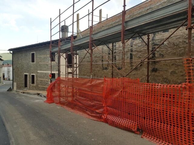 DUCE_Scritta_In_Centro_Busana_Appenninoi_Reggiano_NextStopReggio