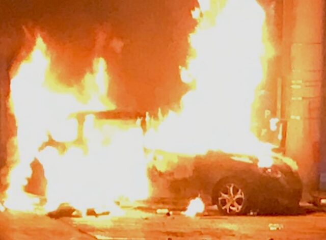 Incendio_Auto_fuoco