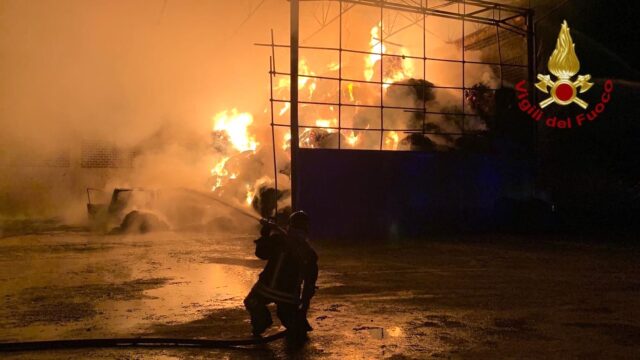 Fuoco fienile 2