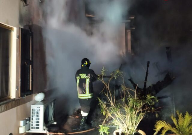 vigilidelfuoco incendiofabbrico