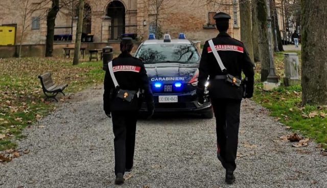 carabinieri-castelnovo-sotto2