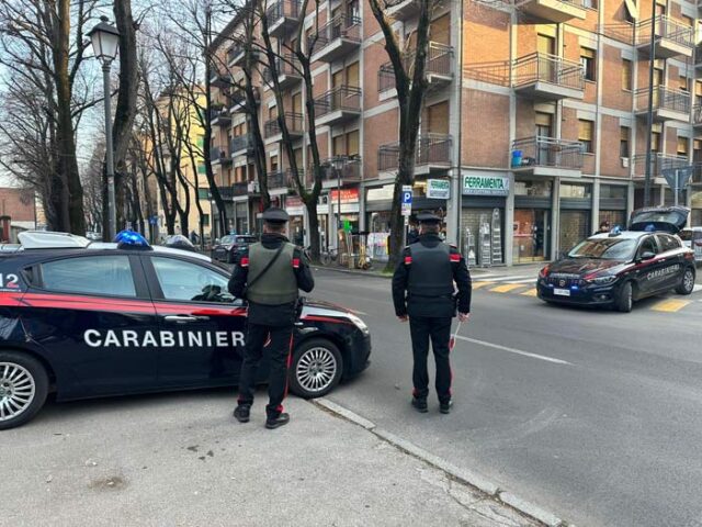 carabinieri-Reggio-zona-stazione