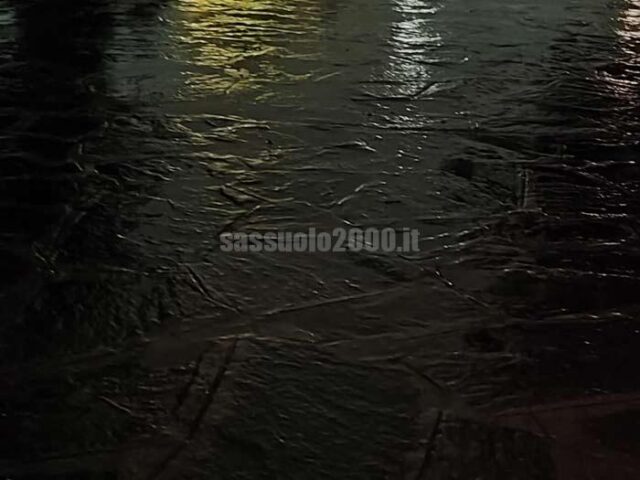 pioggia-notte-allagament