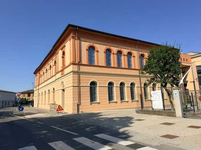 SCUOLA-SECONDARIA-Carducci-reggiolo
