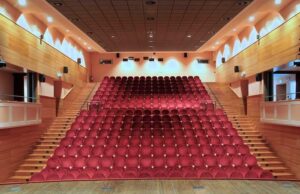 Castelnovo Monti. Cinema, teatro, appuntamenti per famiglie e sapori d’autunno: gli eventi dei prossimi giorni